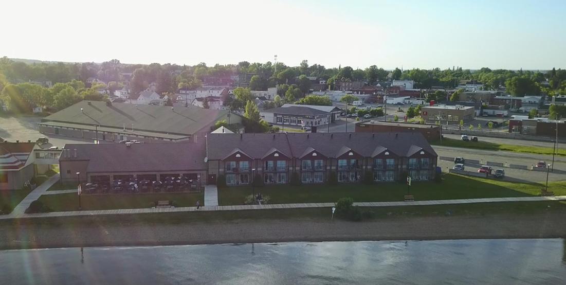 Waterfront Inn New Liskeard Buitenkant foto